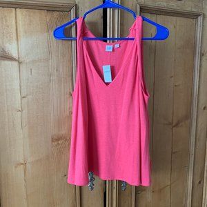 NWT Soft Gap Tank Top with Twisty Shoulder Straps